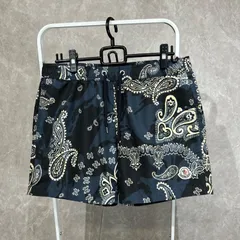 【極美品】 MONCLERモンクレール ハーフパンツ ショートパンツペイズリーMのサムネイル