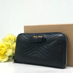 ミュウミュウ 長財布 ラウンドファスナー キルティング リボン 革 黒 GB178のサムネイル
