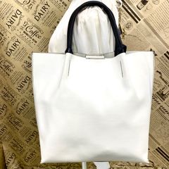 美品】GIANNI CHIARINI ジャンニキャリーニ トートバッグ 白 - メルカリ