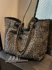 バッグ レディース トートバッグ ファッショナブルなヒョウ柄大容量トートバッグ、日常使いや旅行に適しています