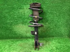 エルグランド TNE52 右フロントストラット 250ハイウェイスターアーバンクロム 4WD 7人 54302-1JB1C E4302-1JB1C GAEのサムネイル