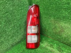 ハイエース純正 右テールランプKoito26-121 左右パッキン付き(新品