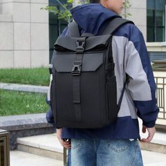IWT様【✨新品✨】LORINZA◎Wストラップバックパック - メルカリ