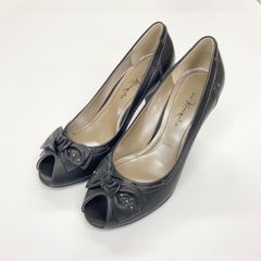 美品 ルイヴィトン フラワー金具 パンプス 38 黒 レザー - メルカリ
