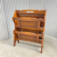 karimoku カリモク コロニアル マガジンラック 2段 木製 ラタン 籐家具