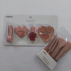 3coins KIDS コスメ4点セット&メイクブラシ　キッズコスメのサムネイル
