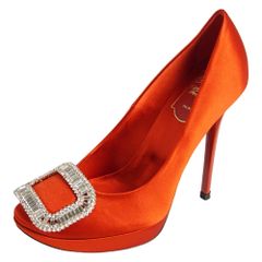 未使用 ロジェヴィヴィエ Roger Vivier パンプス ヒール サテン ク
