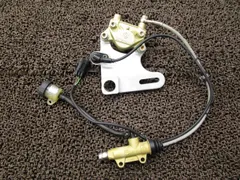 ドカティ モンスター400 リアキャリパー マスター △B6987！ZDMM407AA4B 【 ZDM400A2 】 DUCATI 動画有 M400 MONSTER FI インジェクションのサムネイル