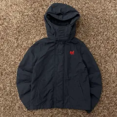 M Abercrombie アバクロンビー ガールズ WHO フード ウィンドブレーカー ジャケットのサムネイル