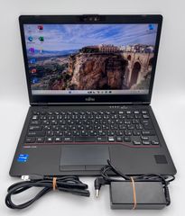 Fujitsu U7310 i5-10世代 8-256g （150） - メルカリ