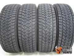 【中古 冬用】  215/70R16 100Q 4本セット ブリヂストン ブリザック DM-V2 スタッドレスタイヤ 中古タイヤのサムネイル