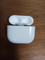 （正規品）Apple AirPods 第4世代 充電ケースのみ ノイキャン無し
