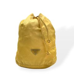 美品 PRADA プラダ 巾着 三角ロゴプレート マルチポーチ イエロー