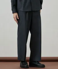 新品未使用 UNITED TOKYO ユナイテッドトウキョウ  ウールフラノ  2タックストレートパンツ ズボン ボトムス ビジネス オフィス カジュアル ウール ダークグレー 2（M～Lサイズ相当） 管理番号：56A-6050のサムネイル