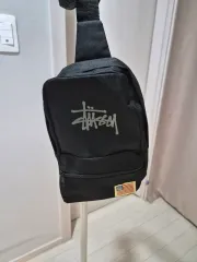 STUSSY クロスバック ブラック 新品のサムネイル