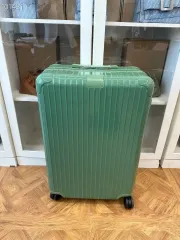 リモワ キャリアー 機内用 ミント色のサムネイル