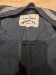 VIVIENNE WESTWOOD ヴィヴィアン・ウエストウッド ショートジャケットのサムネイル