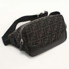 新品 FENDI fragment ポケモン ベルトバッグ FF ロゴ 新品 FENDI fragment ポケモン ベルトバッグ FF ロゴ - メルカリ