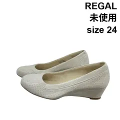 □ 未使用 リーガル REGAL Wolker コンフォートパンプス パンチング加工 ラメ HC04 ホワイトゴールド 山羊革 24cm Z6C352のサムネイル