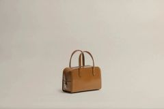 TOUT Y EST トゥティエ CAJOU MINI BROWN - メルカリ