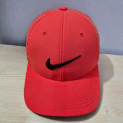 ナイキ S-M メッシュキャップ ベースボールキャップ キャップ 帽子 ゴルフ帽子 -724のサムネイル