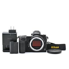 FUJIFILM GFX 100S シャッター900回バッテリー2コ充電器 美品 - メルカリ