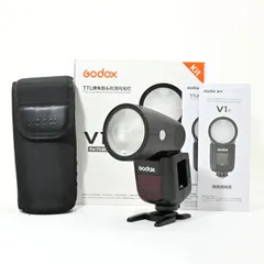 ＜美品＞ GODOX V1F FUJIFILM用｜ラウンドヘッド採用で自然な光表現｜TTL対応｜マグネットアクセサリー対応｜ポートレート・物撮りに最適のサムネイル