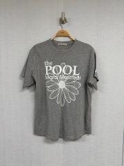 ウィキッド エメラルドシティ ロングスリーブTシャツ USJ限定品 - メルカリ