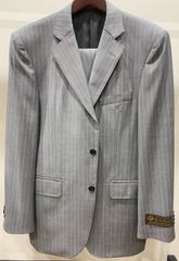 【美品】LARDINI グレー ピンストライプスーツ 48 美品】LARDINI グレー ピンストライプスーツ 48 - メルカリ