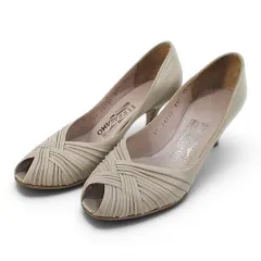 サルヴァトーレフェラガモ Salvatore Ferragamo パンプスオープントゥ プリーツ カシュクールデザイン 4.5 C ベージュ レザー イタリア製