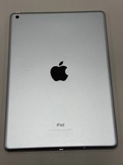 美品 電池83％ Apple iPad5 SIMフリー 32GB シルバー【動作確認・初期