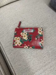 Cathkidston キャスキッドソン 二つ折り財布のサムネイル
