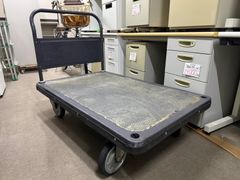 在庫複数あり】アイケーキャリー 積載荷重300kg 運搬台車 - メルカリ