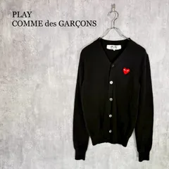 『PLAY COMME des GARÇONS』プレイコムデギャルソン（S）ハートワッペン ウール Ｖネックカーディガンのサムネイル