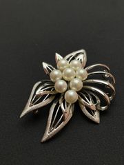 極美品 アコヤ真珠 ブローチ 19珠 SILVER ツバメ刻印 - メルカリ