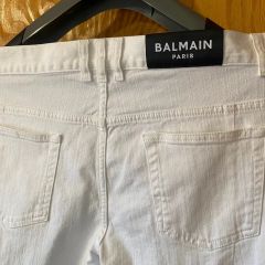 38激推し バチイケ 最安値 BALMAIN White Biker 29 - メルカリ