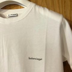 バレンシアガ レディース MODEロゴTシャツ 白 BALENCIAGA - メルカリ