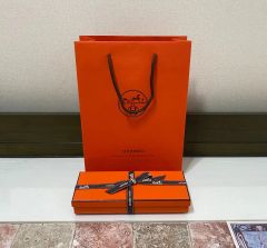HERMES オードゥルバーブエルカラット ヘア＆ボディ シャワージェル