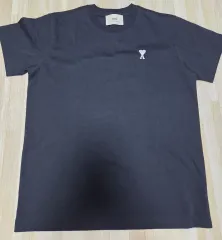 アミ ハート ロゴ Tシャツ 半袖 ネイビーのサムネイル