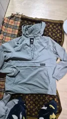 デサント ウィンドブレーカー Anorak（アノラック）のサムネイル