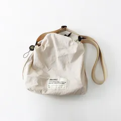 美品 シアタープロダクツ THEATRE PRODUCTS ナイロン 巾着ショルダーバッグ ライトベージュ系┃かばん【2400015020204】