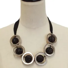美品 MARNI マルニ メッシュボール メタルコンビ リボンネックレス ブラック シルバーカラー レディース 古着 中古 USEDのサムネイル