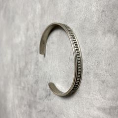TOM HAWK (トムホーク) バングル ナハボ族 インディアンジュエリー