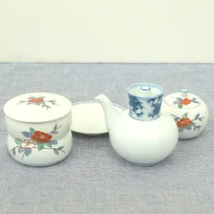 [KO]　食器　４点　小鉢　醤油さし　皿　薬味　椿　有田焼　哲山　 柿右衛門様式 　レトロ　ナデシコのサムネイル