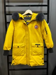 (150) Canada Goose(カナダグース) キッズ ダウン 18 0のサムネイル