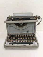 昭和レトロ】HERMES3000 ヘルメス タイプライター パイヤール社 - メルカリ
