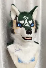 狼　犬　猫　着ぐるみ ヘッド全頭　ヘッド ケモノ ファースーツ ぬいぐるみ コスプレ コスチューム Kurumi 一点物 C972のサムネイル