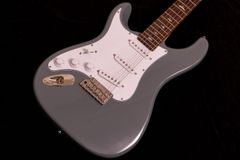 12284】Squier Affinity Stratocaster シルバー - メルカリ