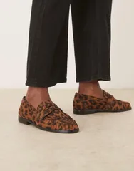 エイソス レディース シューズ スリッポン・ローファー ギャザー スエード ローファー ASOS DESIGN Minnie ruched detail loafer in leopard suedeのサムネイル