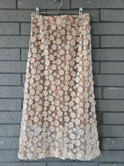 アナスイ(ANNA SUI) フローラル 立体 刺繍 レイ ロング スカートのサムネイル